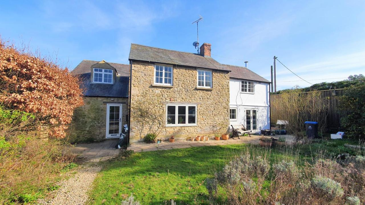Glenfield Cottage - Secluded Luxury Deep In The Oxfordshire Countryside Wilcote Luaran gambar