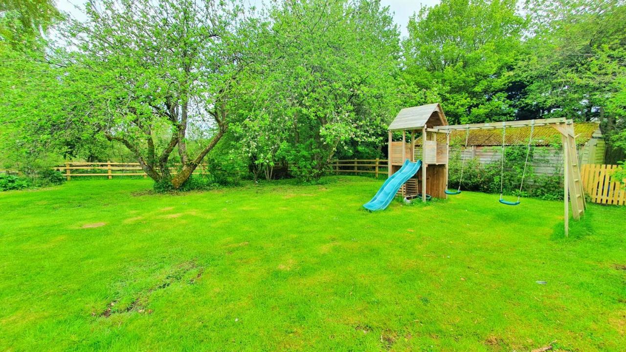Glenfield Cottage - Secluded Luxury Deep In The Oxfordshire Countryside Wilcote Luaran gambar